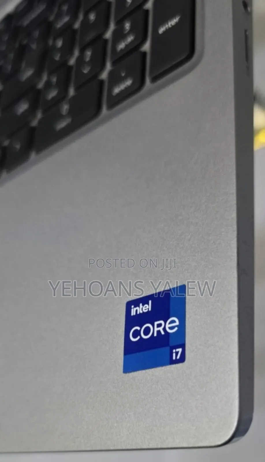 New Laptop Dell Precision 3561 16GB Intel Core I7 SSD 256GB