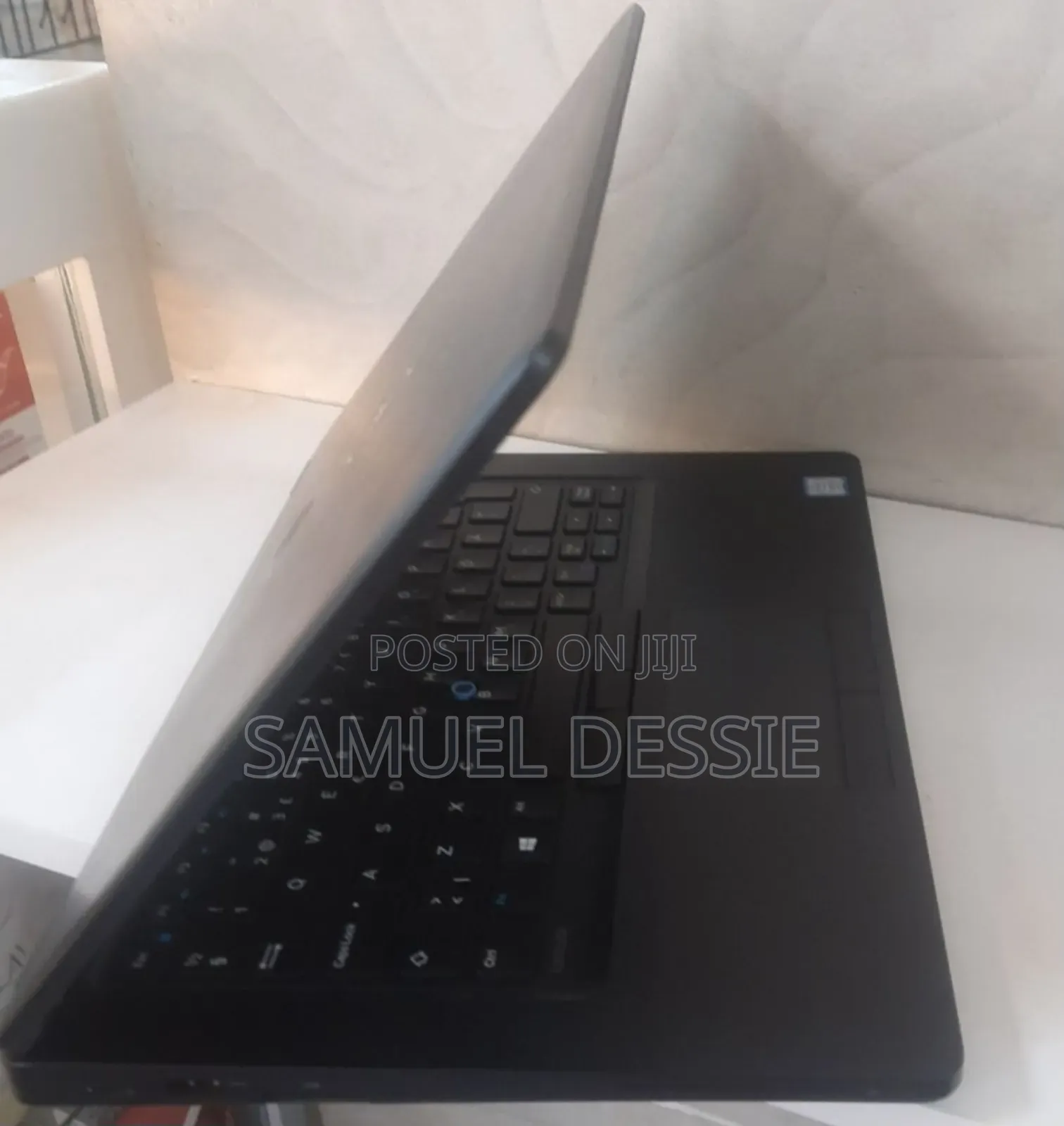 New Laptop Dell Latitude 5310 8GB Intel Core I5 SSD 128GB