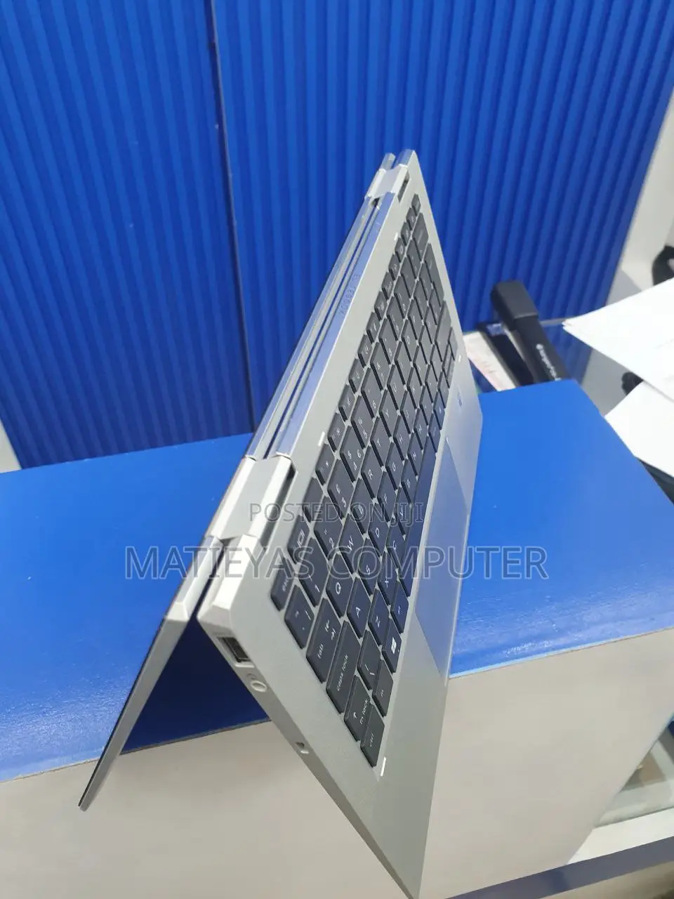 New Laptop HP EliteBook X360 1040 G7 16GB Intel Core I7 SSD 512GB