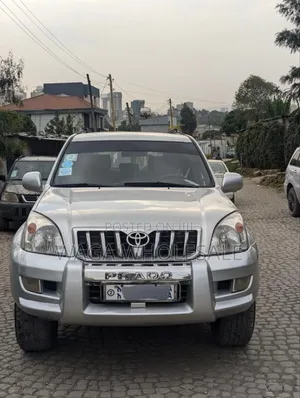 Photo - Toyota Land Cruiser Prado 2006 Silver
