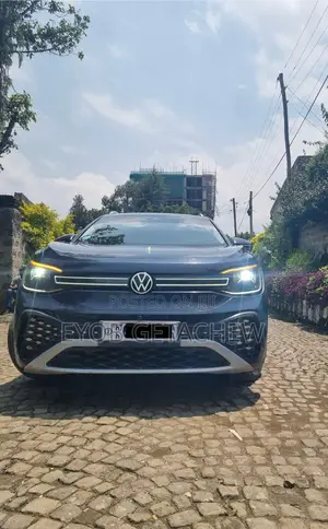 Photo - Volkswagen ID.6 Crozz 85 kWh AWD 2022 Blue