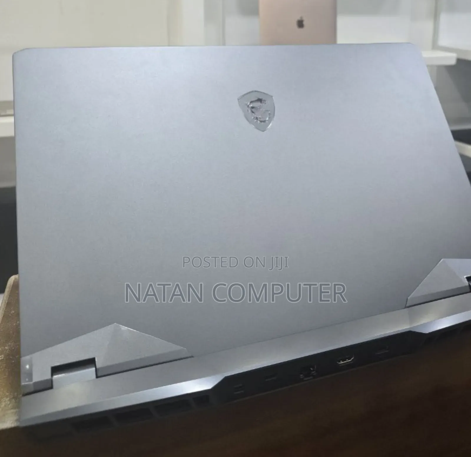 New Laptop MSI Raider GE76 12UGS 16GB Intel Core I9 SSD 1T