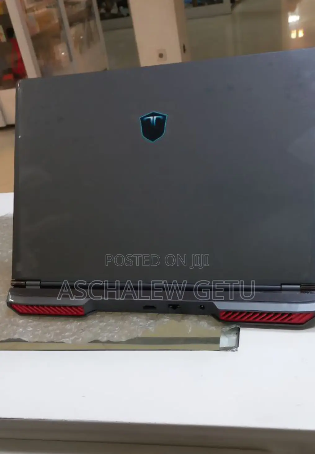 New Laptop MSI GP75 Leopard 16GB Intel Core I9 SSD 512GB