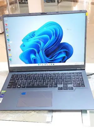 New Laptop MSI GP75 Leopard 16GB Intel Core I9 SSD 512GB