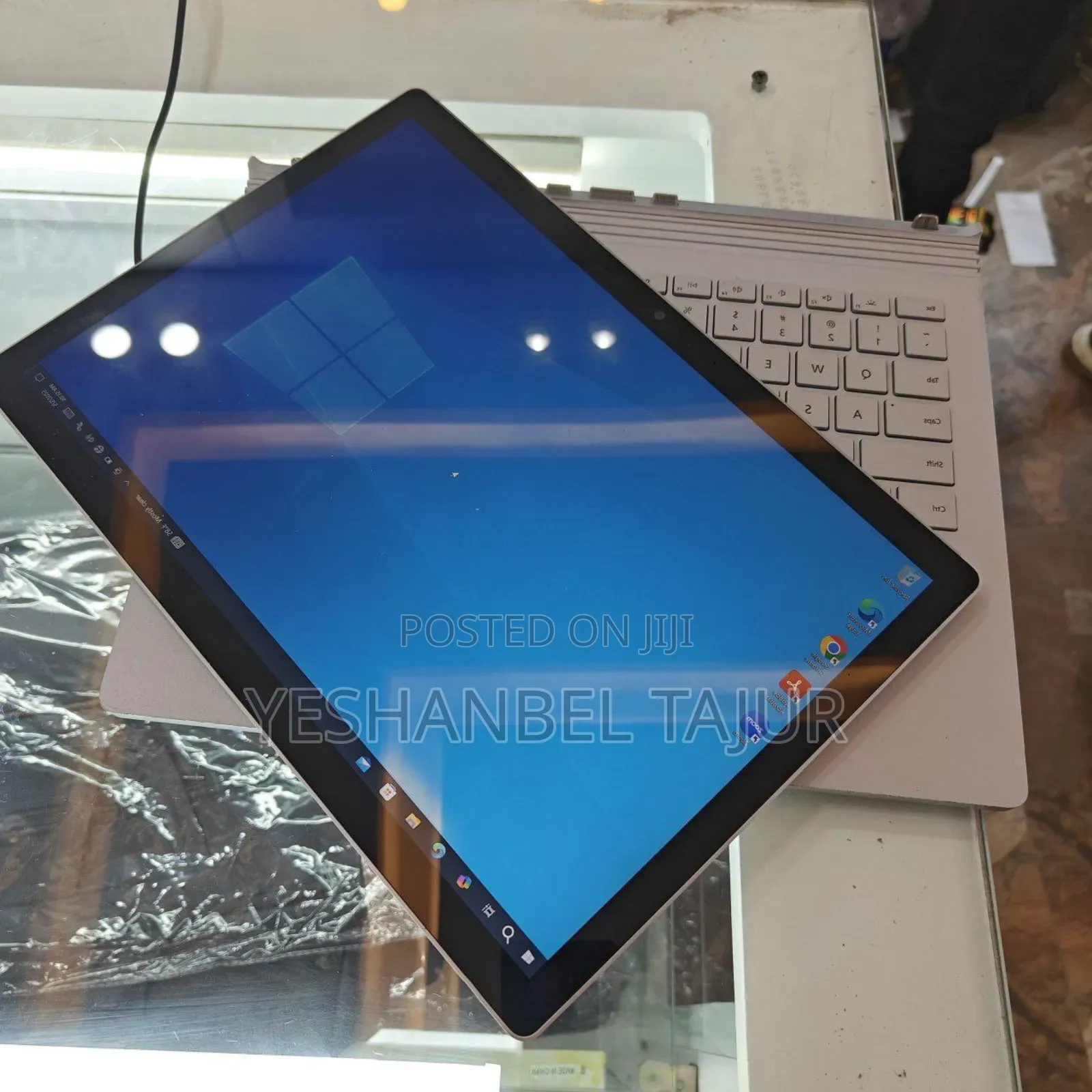 New Laptop Microsoft Surface Book 3 16GB Intel Core I7 SSD 256GB