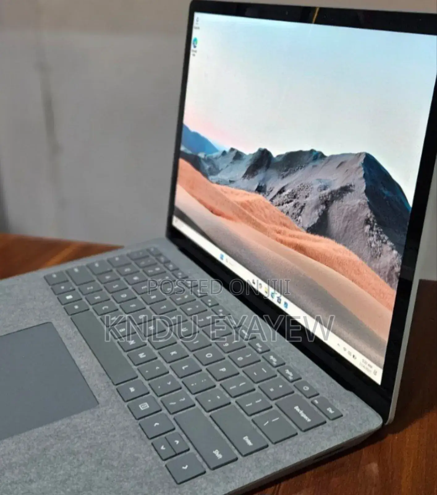 New Laptop Microsoft Surface 16GB Intel Core I5 SSD 512GB