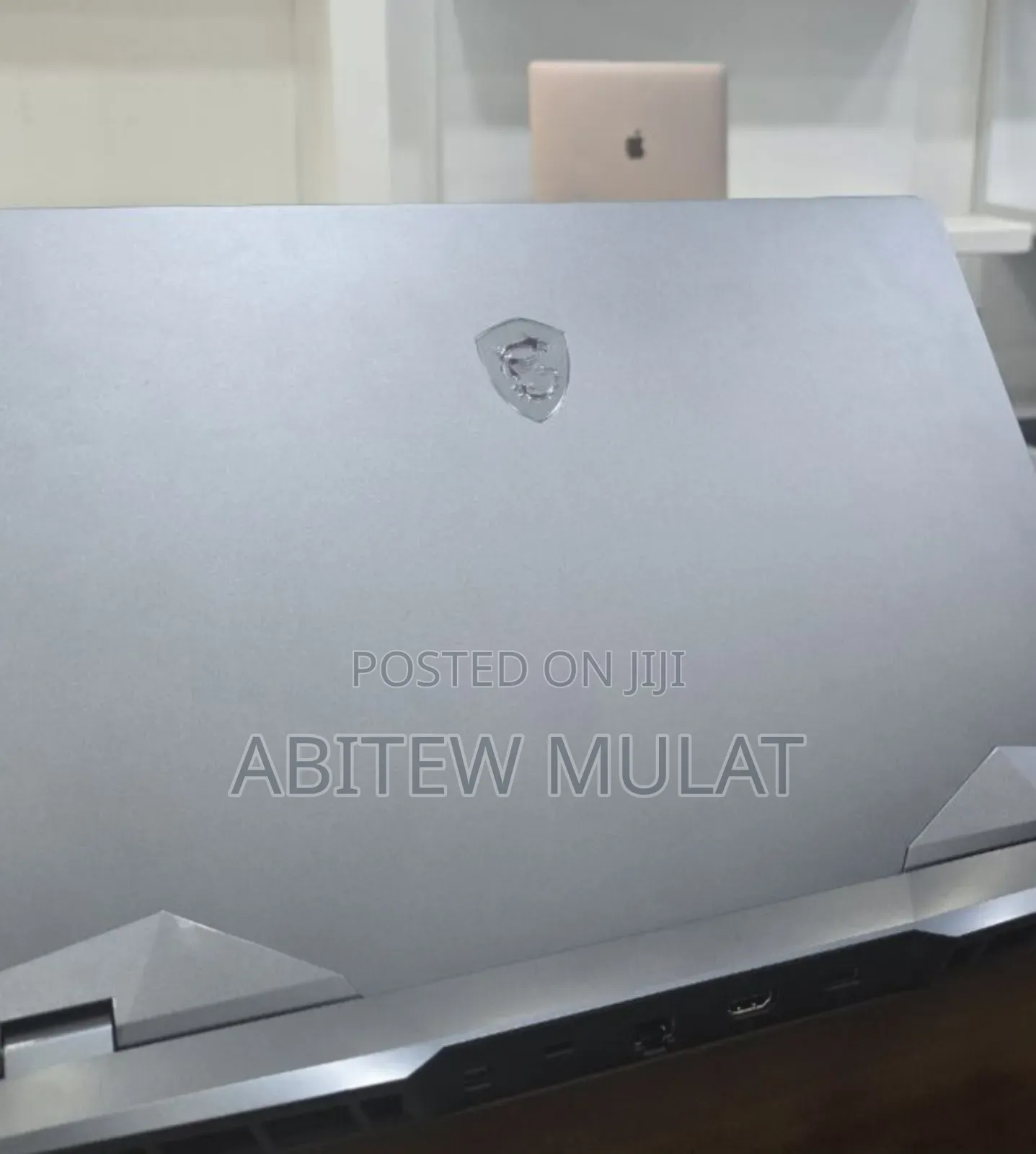 New Laptop MSI Raider GE76 12UGS 16GB Intel Core I9 SSD 1T