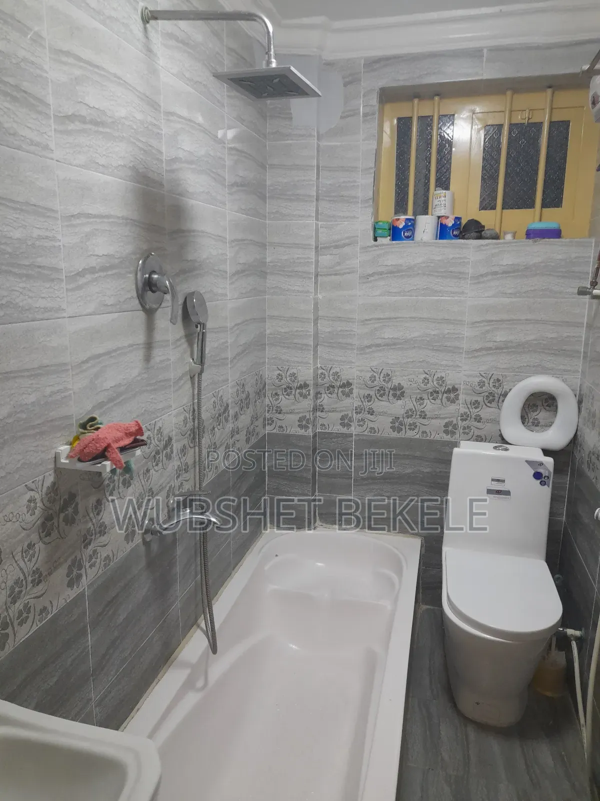 3bdrm Condo in Condominium, Yeka for sale