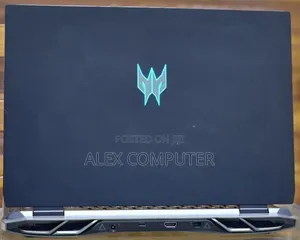 New Laptop Acer Predator Helios 300 16GB Intel Core I9 SSD 512GB