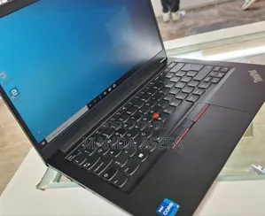 New Laptop Lenovo ThinkPad E14 Gen 4 16GB Intel Core I7 SSD 256GB