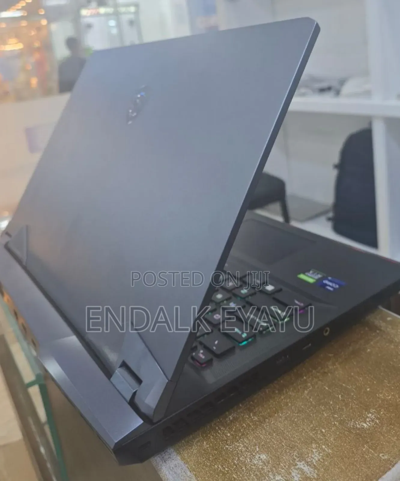 New Laptop MSI Raider GE76 12UGS 16GB Intel Core I9 SSD 1T