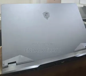 New Laptop MSI Raider GE76 12UGS 16GB Intel Core I9 SSD 1T