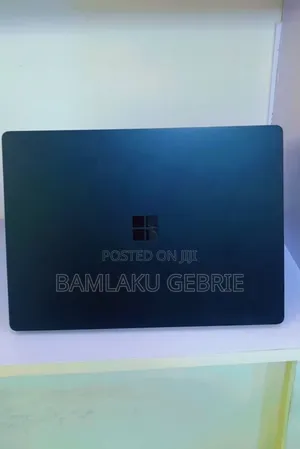 New Laptop Microsoft Surface 16GB Intel Core I7 SSD 512GB