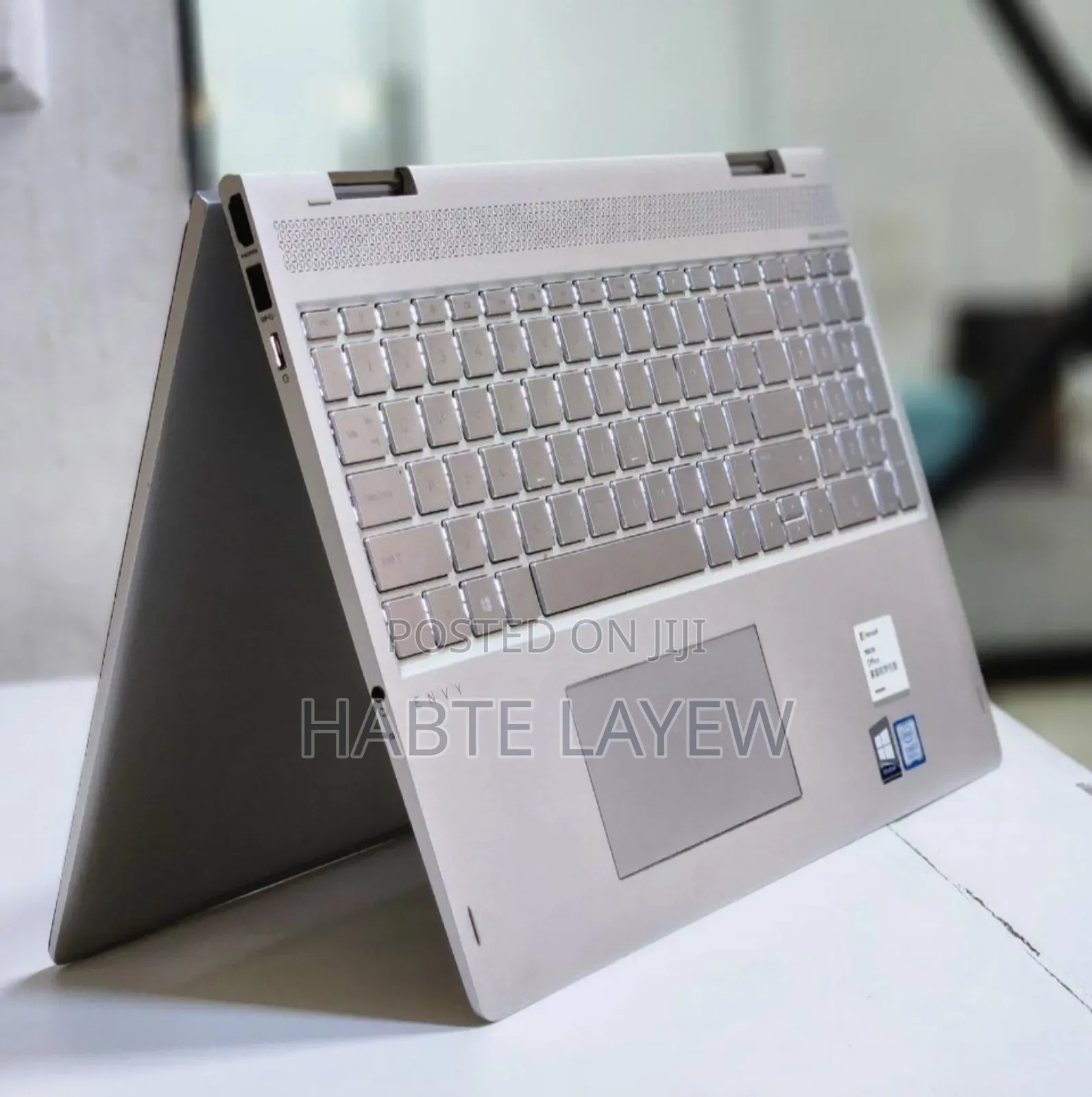 New Laptop HP Envy X360 20GB Intel Core I7 SSD 512GB