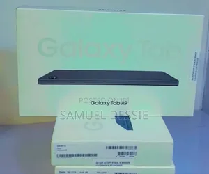 New Laptop Samsung 4GB SSD 60GB