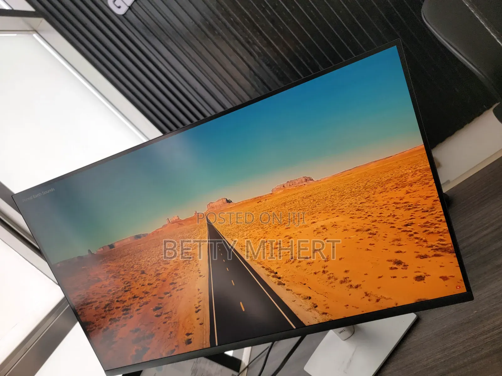 Dell 32inch Frameless Monitor