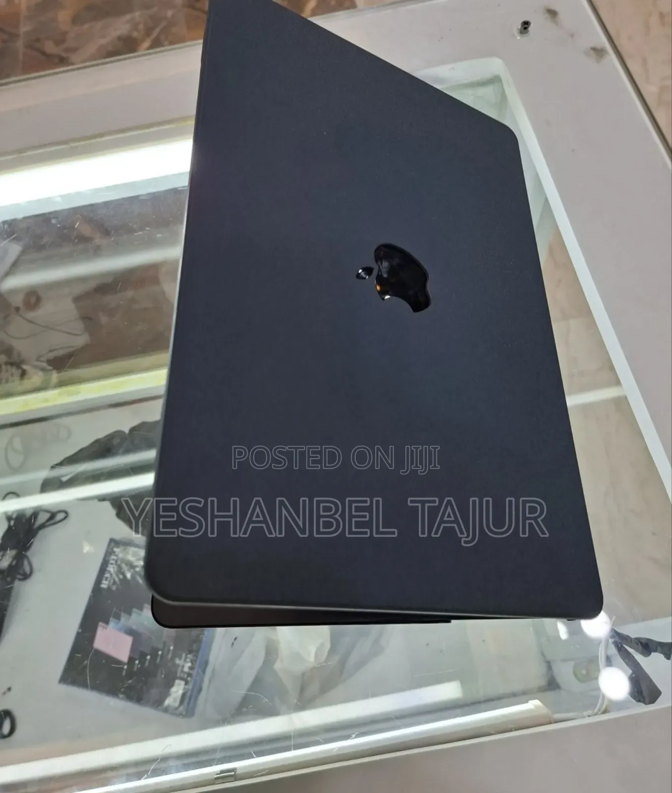 New Laptop Apple MacBook Air 8GB Apple M2 SSD 256GB