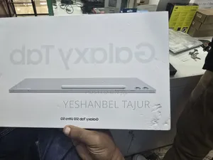 Photo - New Laptop Samsung Galaxy Book4 Ultra 12GB SSD 256GB