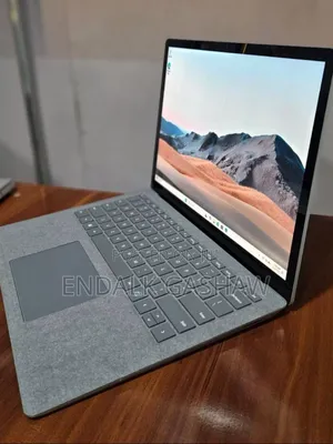 New Laptop Microsoft Surface Book 3 16GB Intel Core I7 SSD 512GB