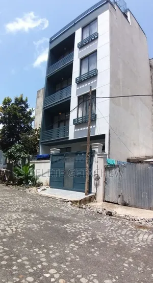 5bdrm House in Semit, G+3+Terrace, Bole for sale