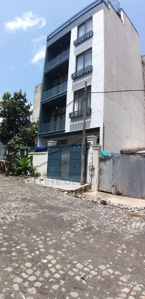 5bdrm House in Semit, G+3+Terrace, Bole for sale