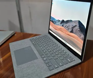 New Laptop Microsoft Surface Laptop 4 16GB Intel Core I7 SSD 512GB