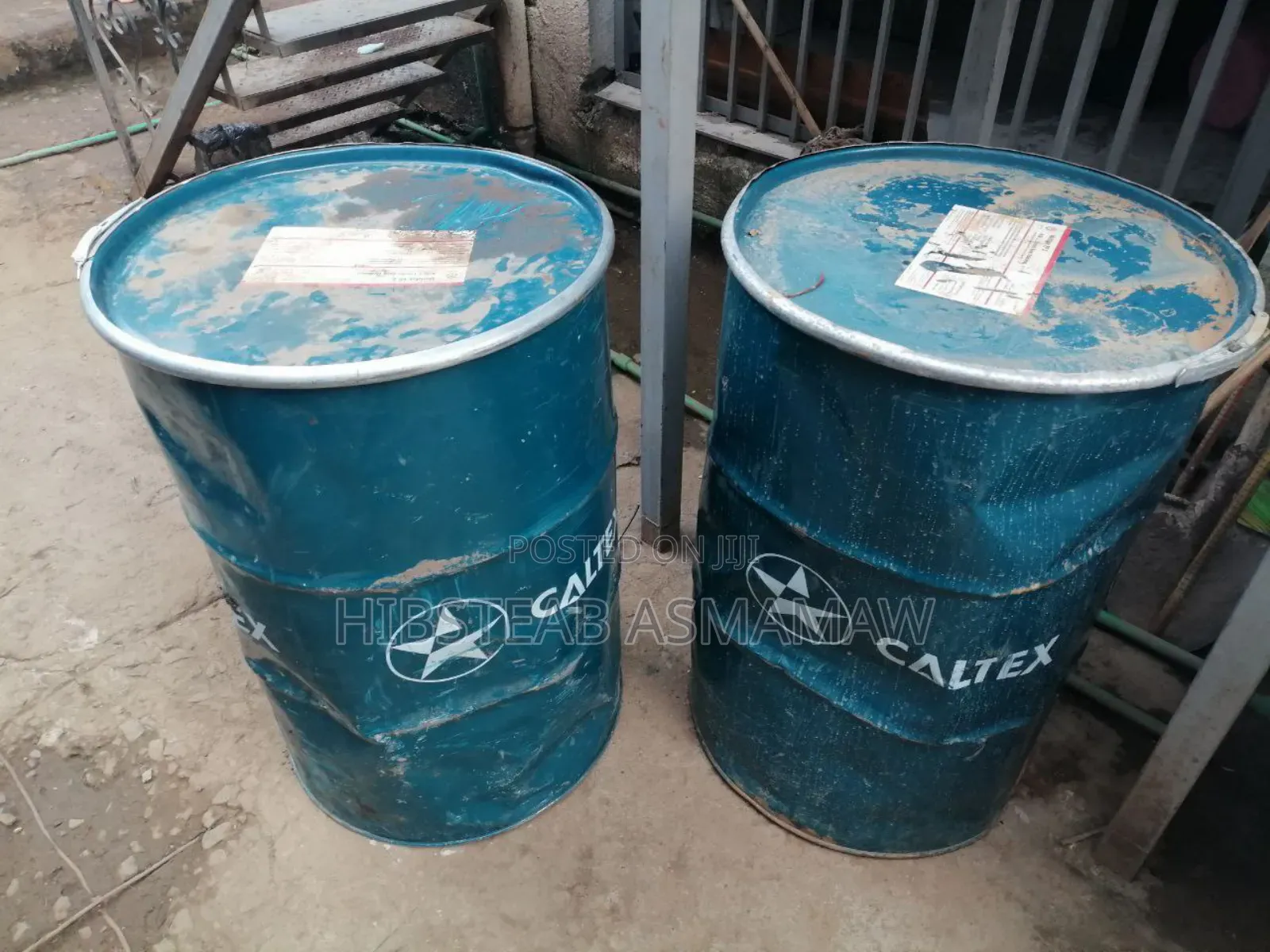 Car Oil Selles and Distributor Center