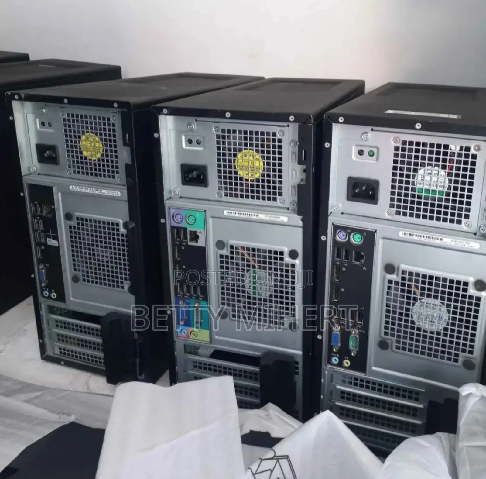 Desktop Computer Dell OptiPlex 3020 4GB Intel Core I5 HDD 500GB