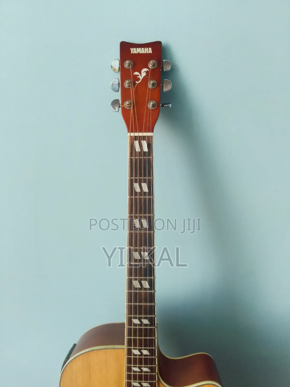 Yamaha F6000 Guitar