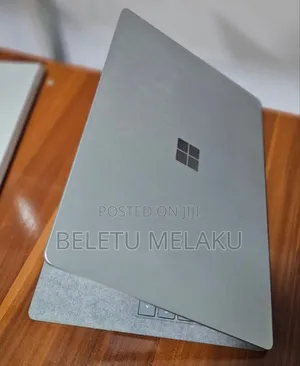 New Laptop Microsoft Surface Laptop 4 16GB Intel Core I7 SSD 512GB