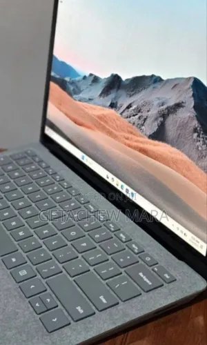 New Laptop Apple MacBook Pro M1 16GB Intel Core I7 SSD 512GB