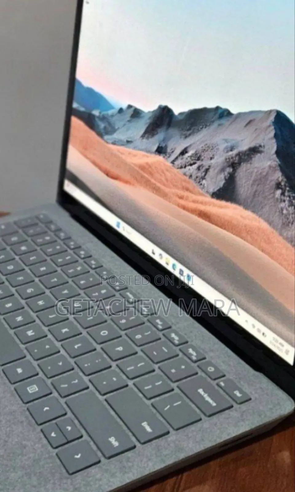 New Laptop Apple MacBook Pro M1 16GB Intel Core I7 SSD 512GB