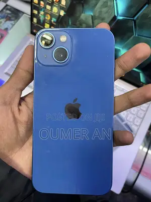 Photo - Apple iPhone 13 128 GB Blue
