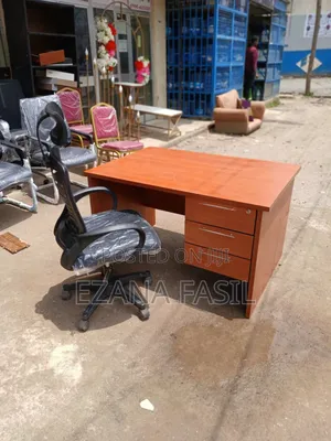 Photo - Office Table
