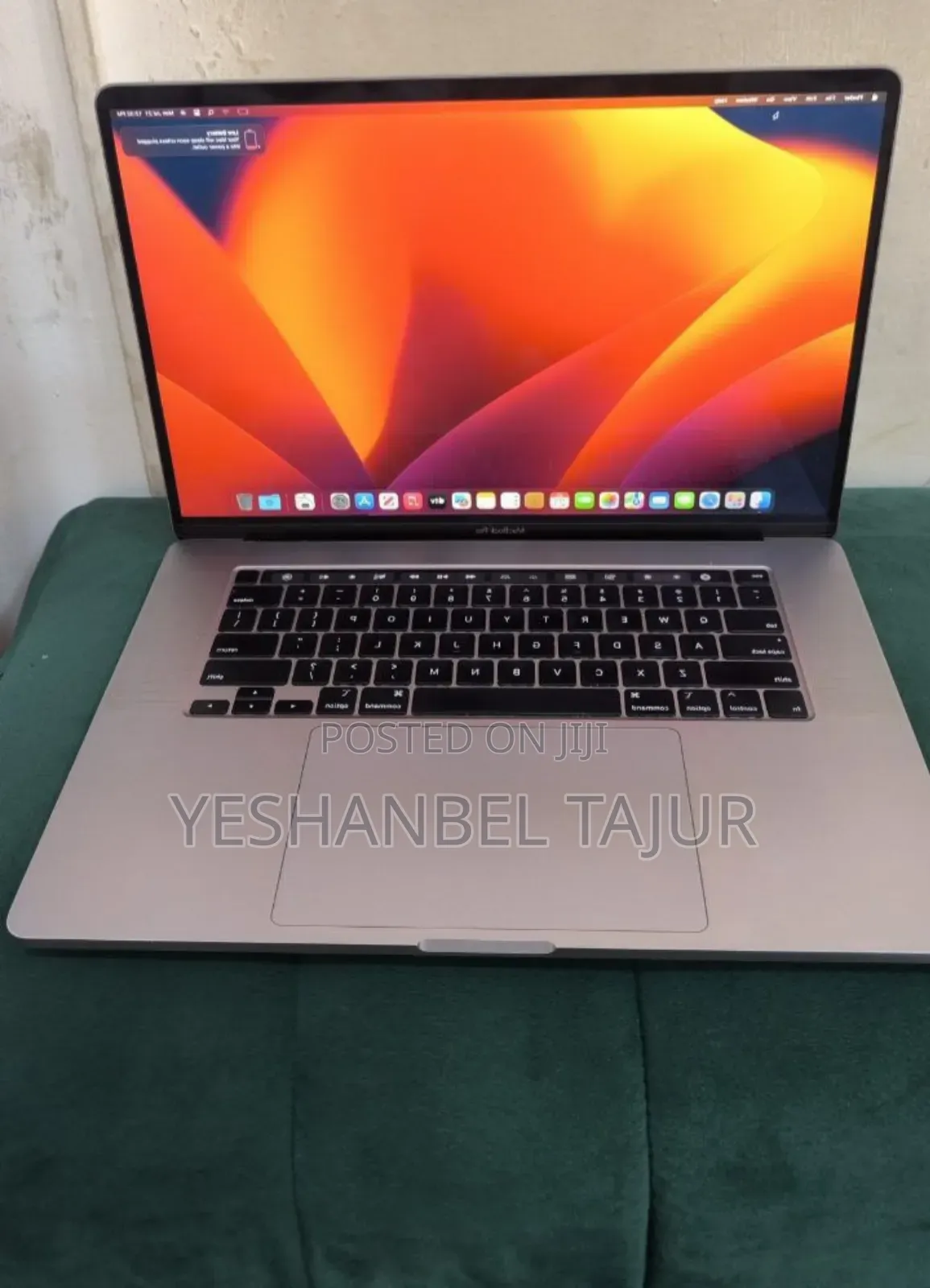 New Laptop Apple MacBook Pro 2019 16GB Intel Core I9 SSD 512GB