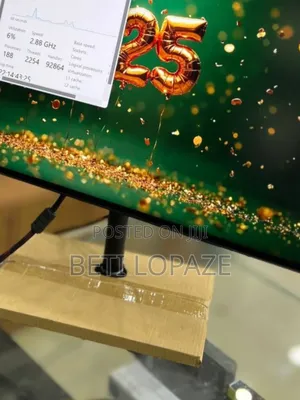 Photo - Lenovo Thinkvision