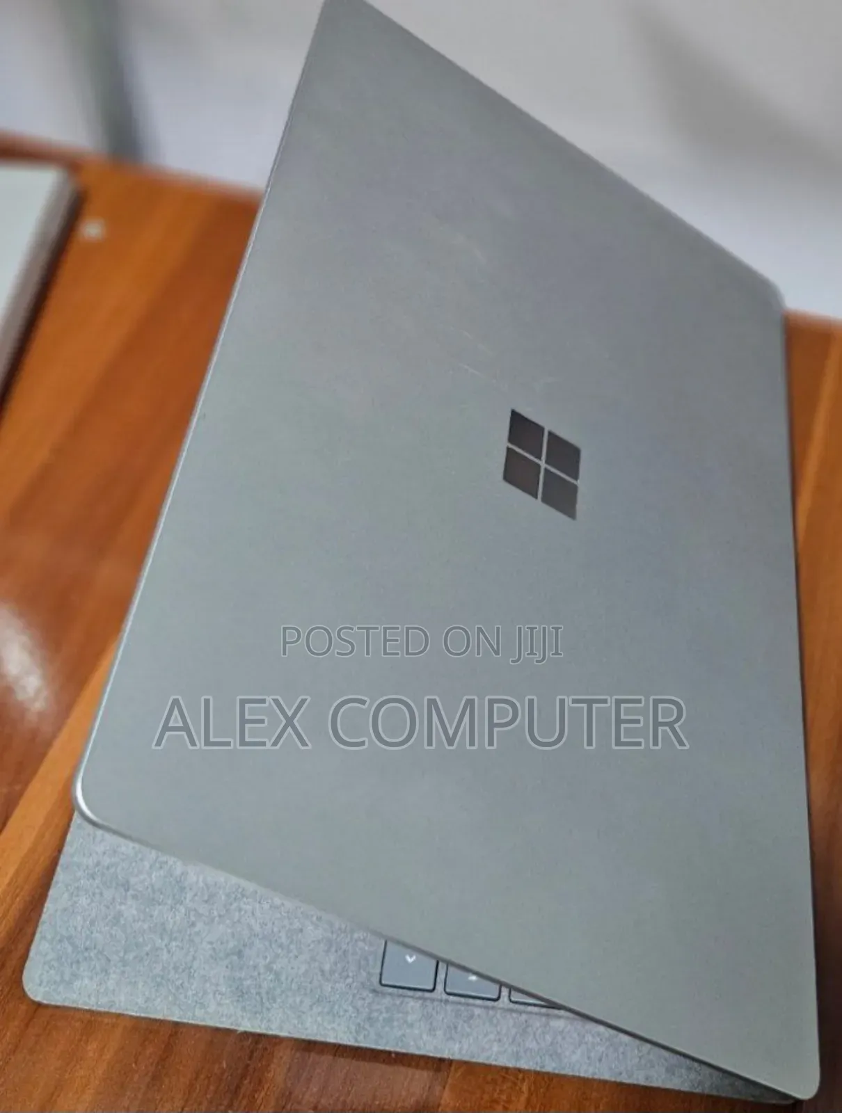 New Laptop Microsoft Surface Laptop 4 16GB Intel Core I7 SSD 512GB
