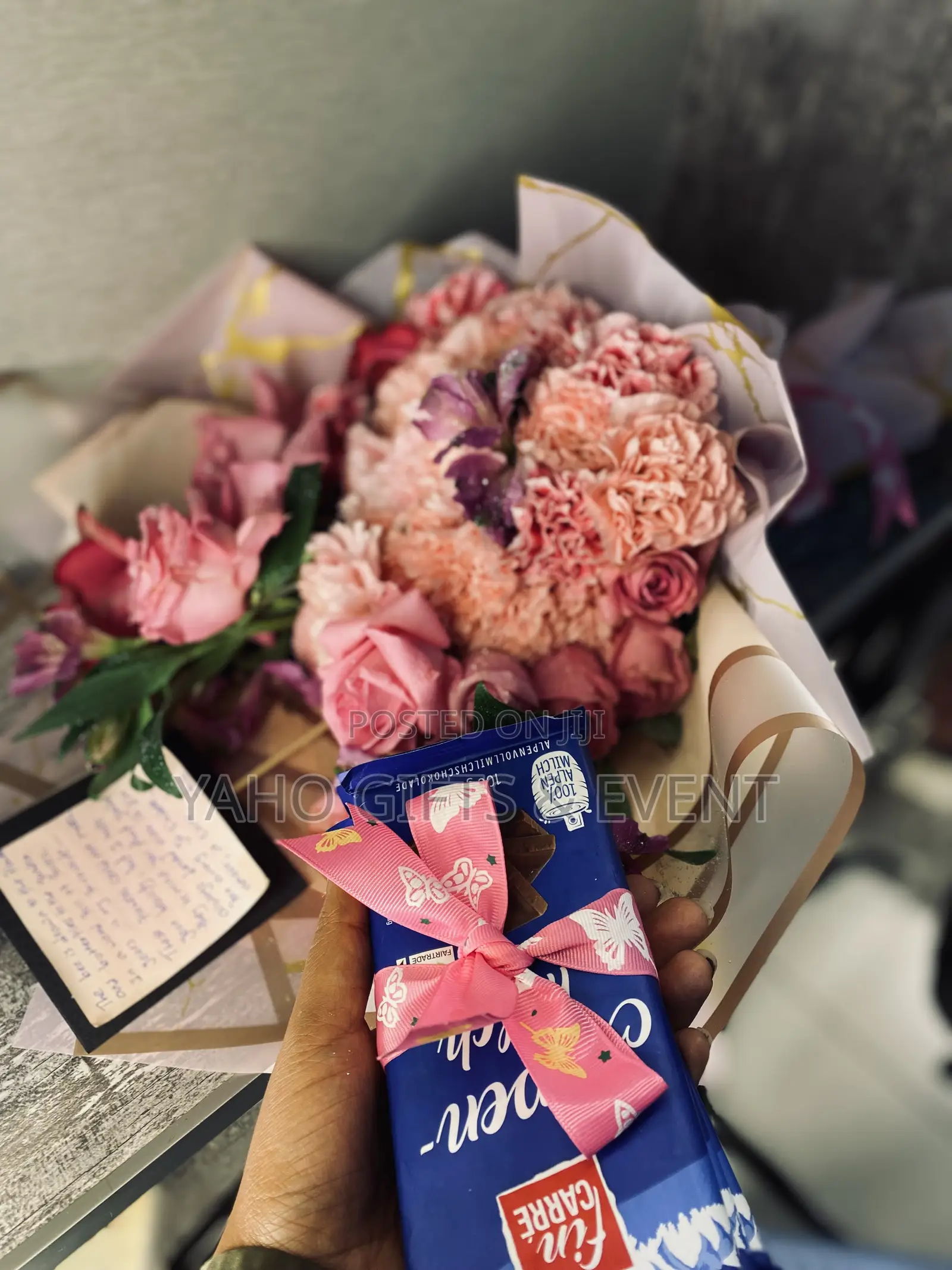 Pinky Flower Bouquet Gift