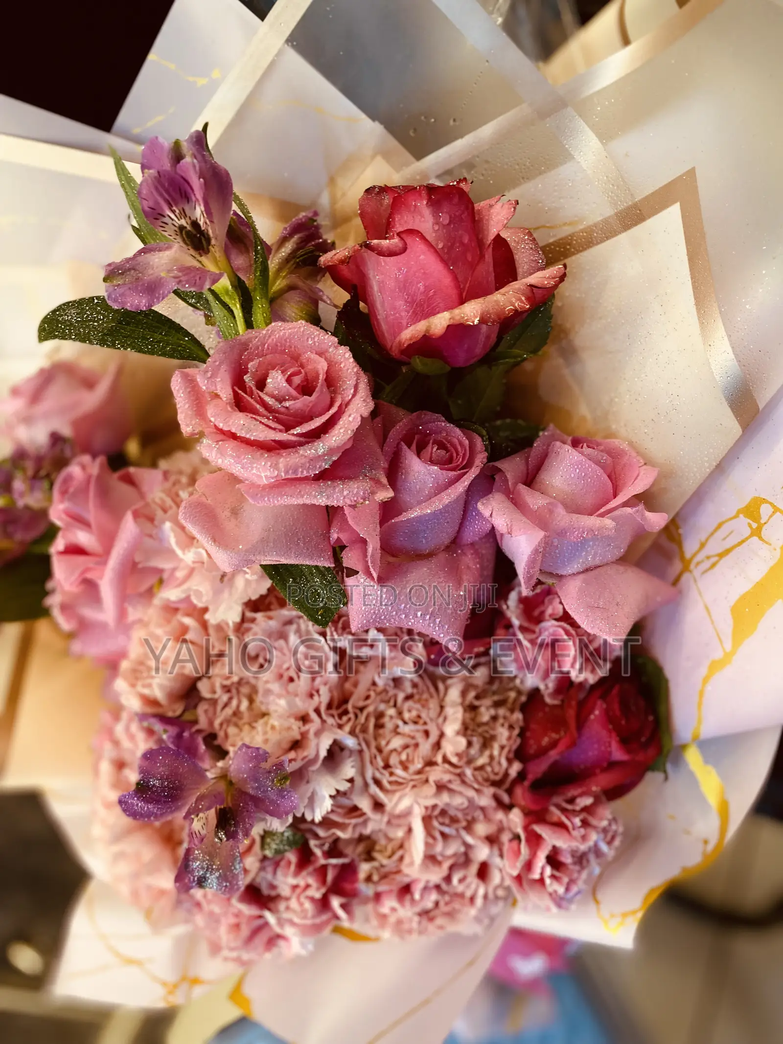 Pinky Flower Bouquet Gift