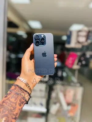Photo - Apple iPhone 15 Pro 128 GB Blue
