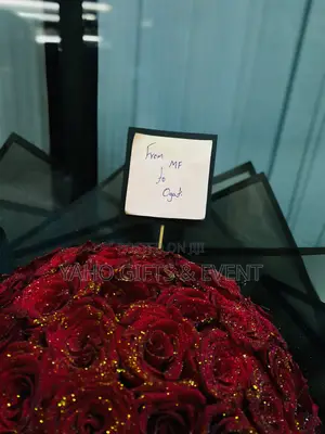 Photo - Roses Gift With 16psc Chocolate