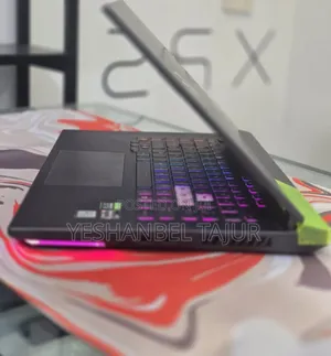 New Laptop Asus ROG Strix G15 16GB AMD Ryzen 9 SSD 512GB