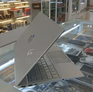 Photo - New Laptop HP Pavilion 15 16GB Intel Core I5 SSD 1T