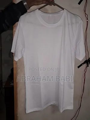 በሶስት አይነት የከለር አማራጭ የቀረበ ቲሸርት