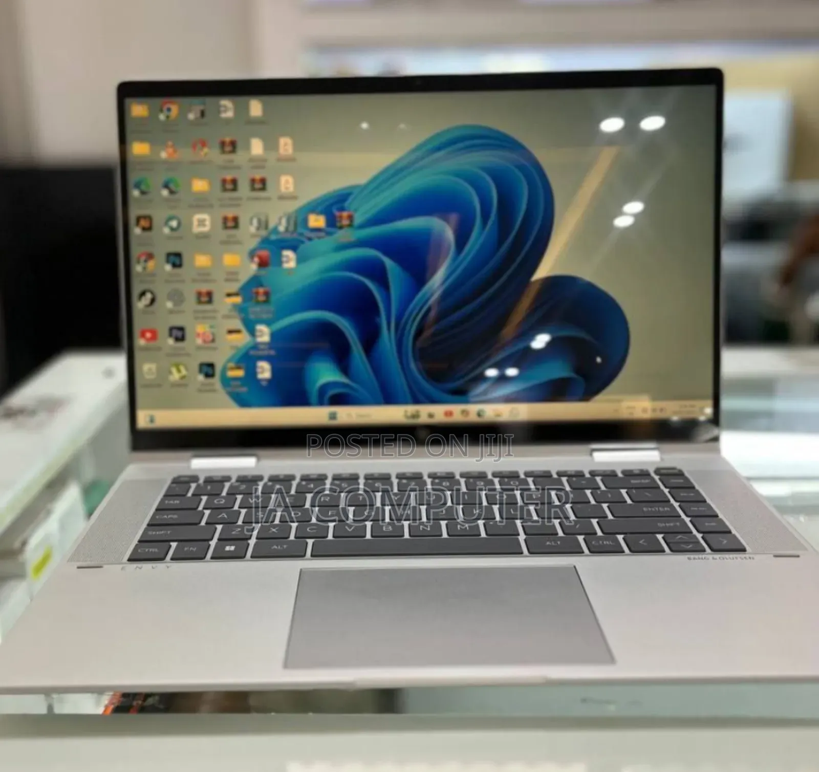 New Laptop HP Envy X360 16GB Intel Core I7 SSD 1T