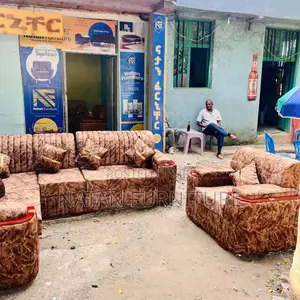 ማለዳ ፎም በአንደኛው ደረጃ ስፖንጅ Hd#1 የተሰራ L Shape Corner Sofa