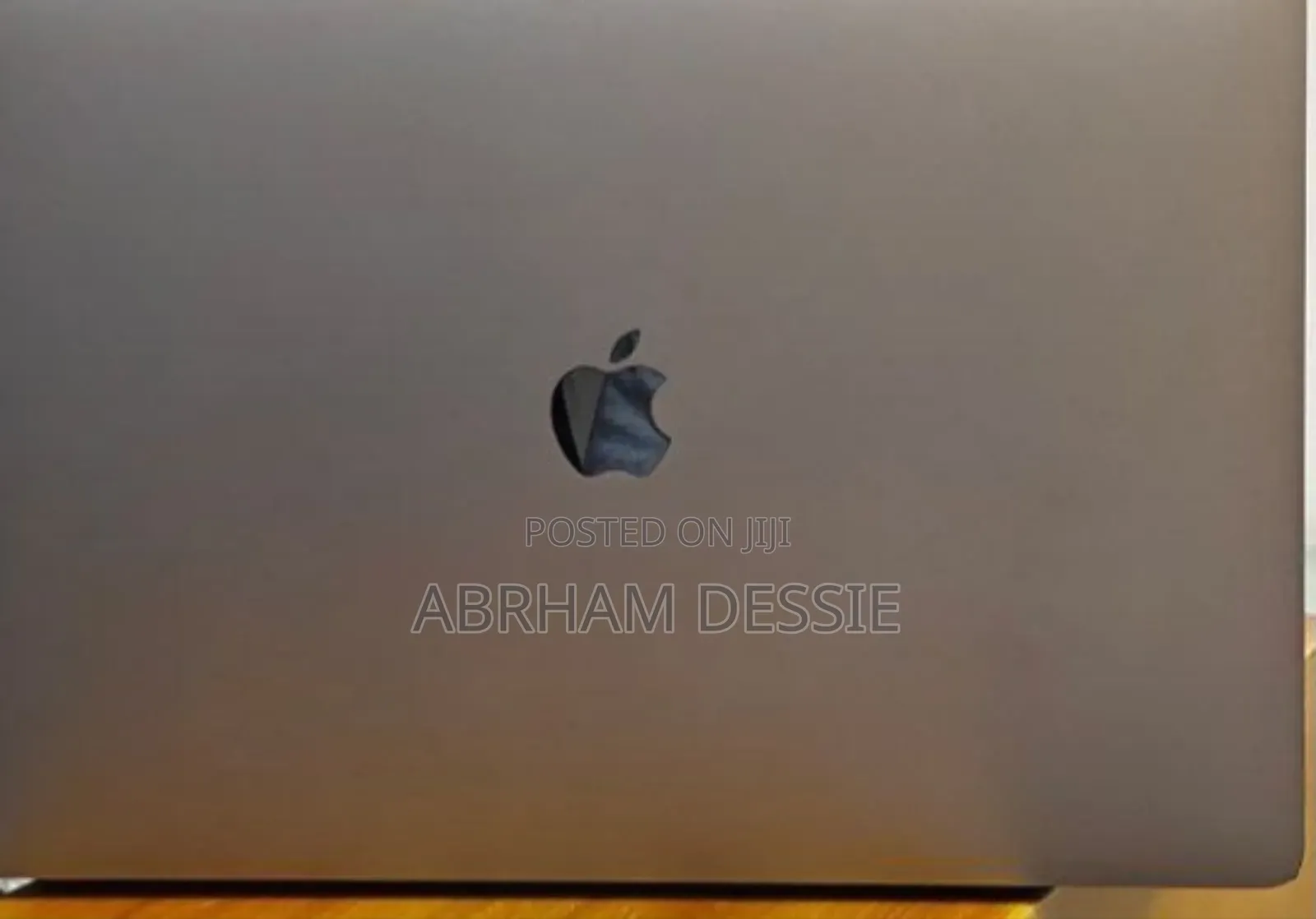 New Laptop Apple MacBook Pro 2019 16GB Intel Core I7 SSD 512GB