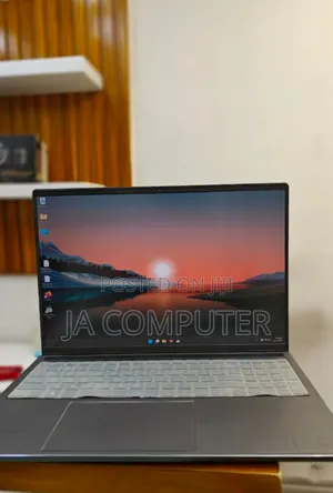 New Laptop Dell Inspiron 15 16GB Intel Core I7 SSD 512GB