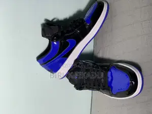 Photo - Jordan 1 Low