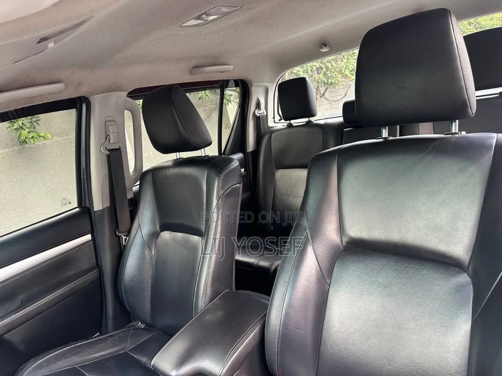 Toyota Hilux 2021 Gray